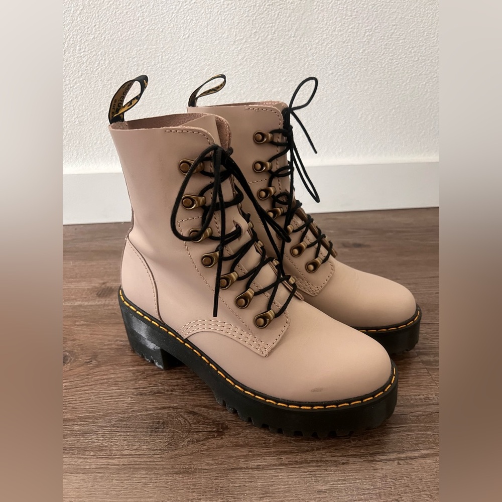 Dr Martens Women's Lace-Up Ankle Boots